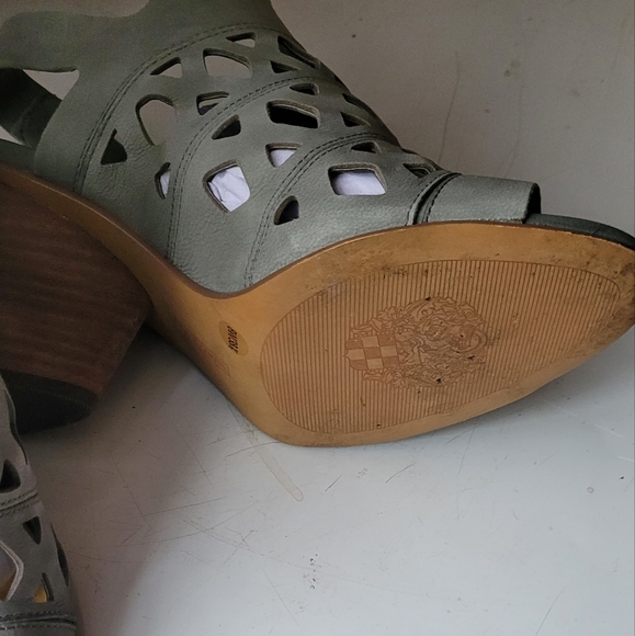 Vince Camuto Cutout Nubuck Heeled Sandals-Deverly - Picture 6 of 7